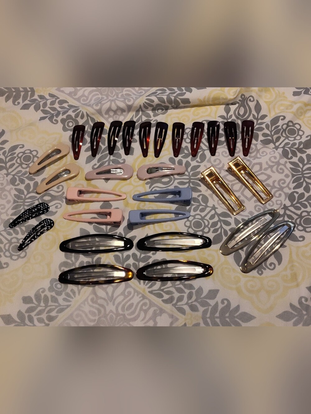 Mixed Set of 28 Snap Barrettes (Multiple Sizes & Colors)